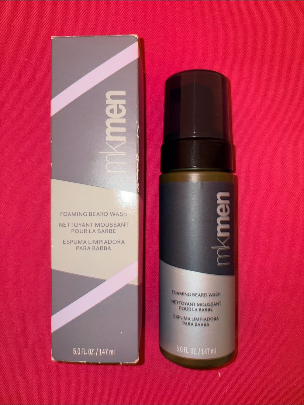 Mary Kay MKMen Foaming Beard Wash – Gray and Pink Accents